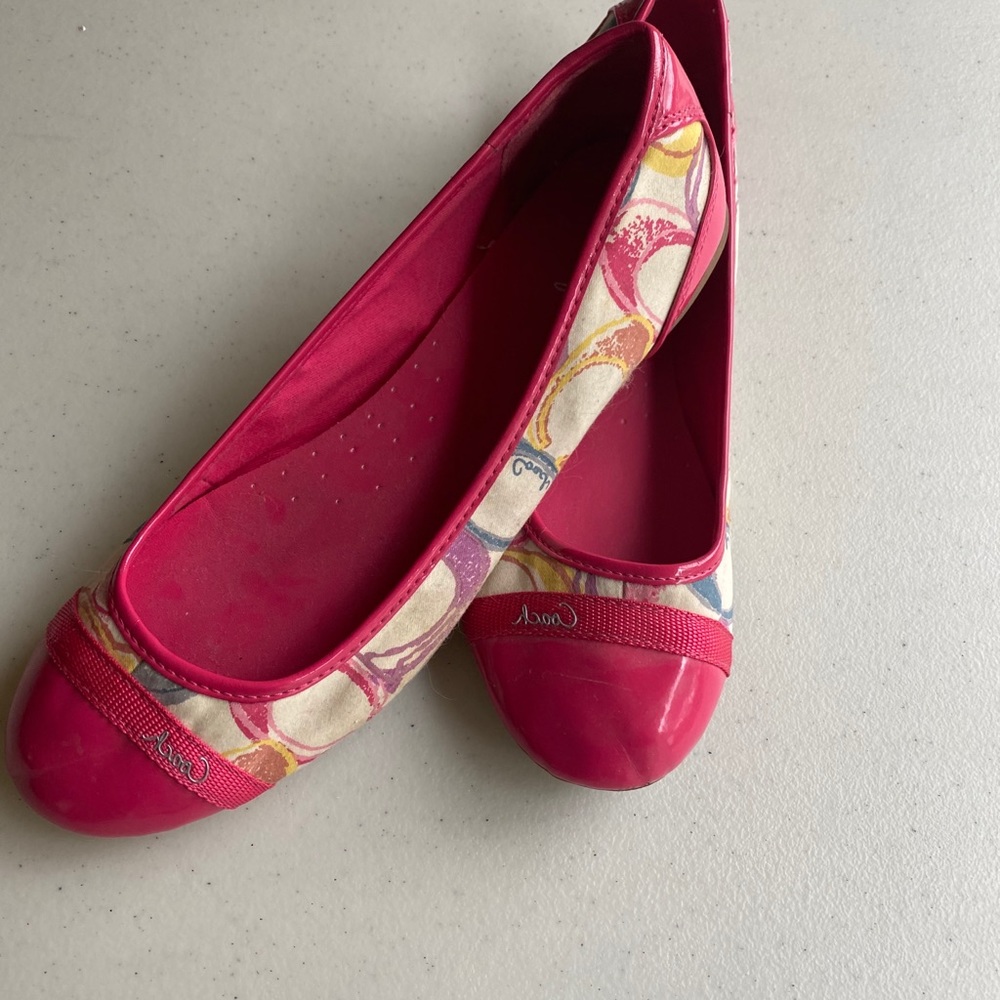 Used Coach Signature Flats